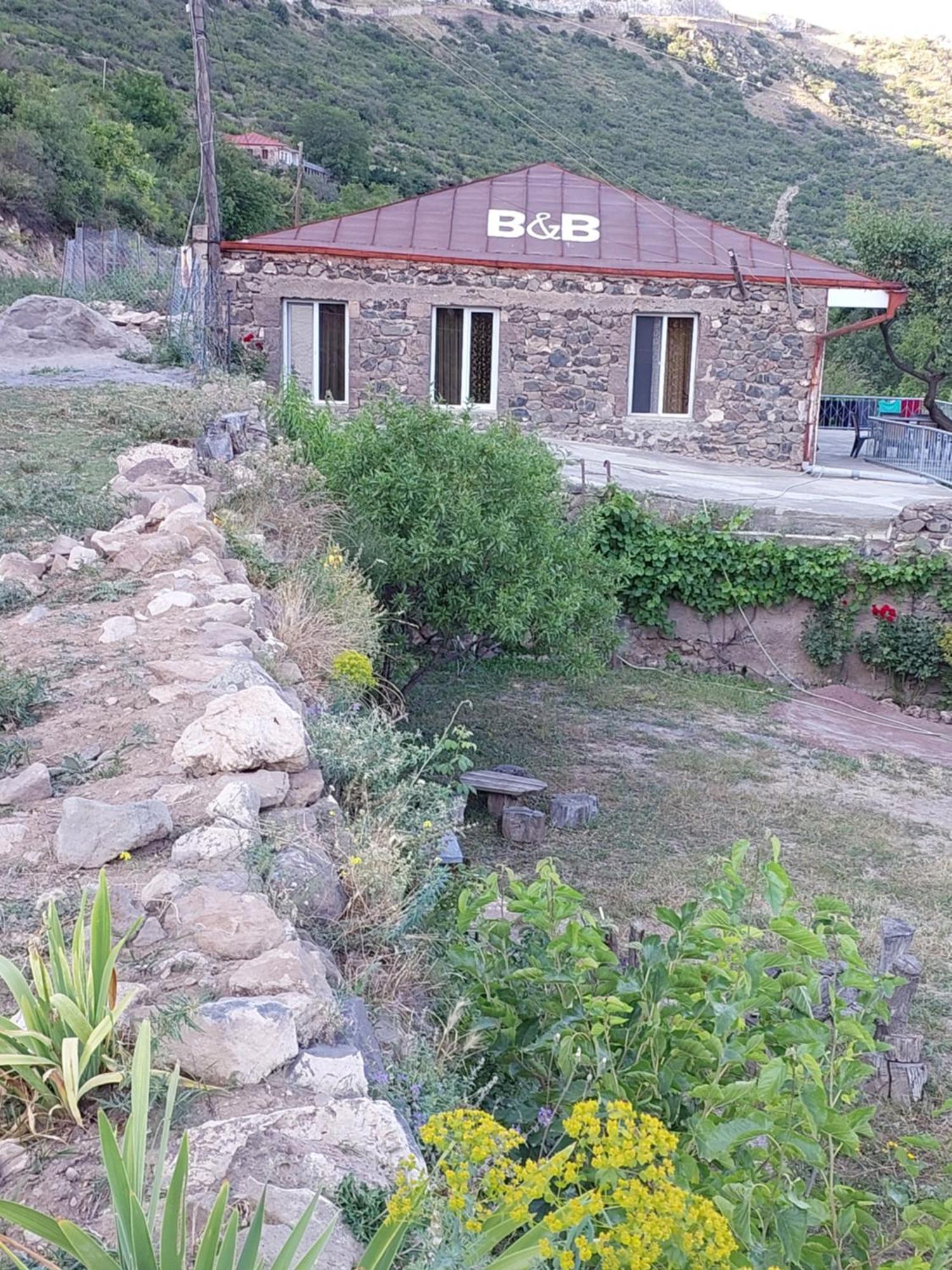 Igor Bed And Breakfast Halidzor Exterior photo