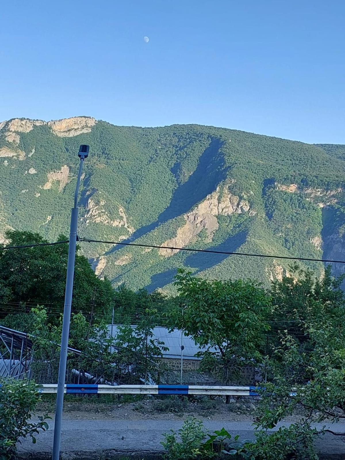 Igor Bed And Breakfast Halidzor Exterior photo